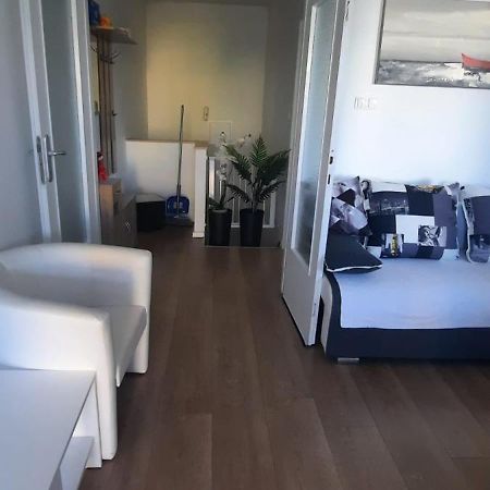Beach Apartment Kate With Sea View, Balcony And Parking, Murter, Dalmatia Екстер'єр фото