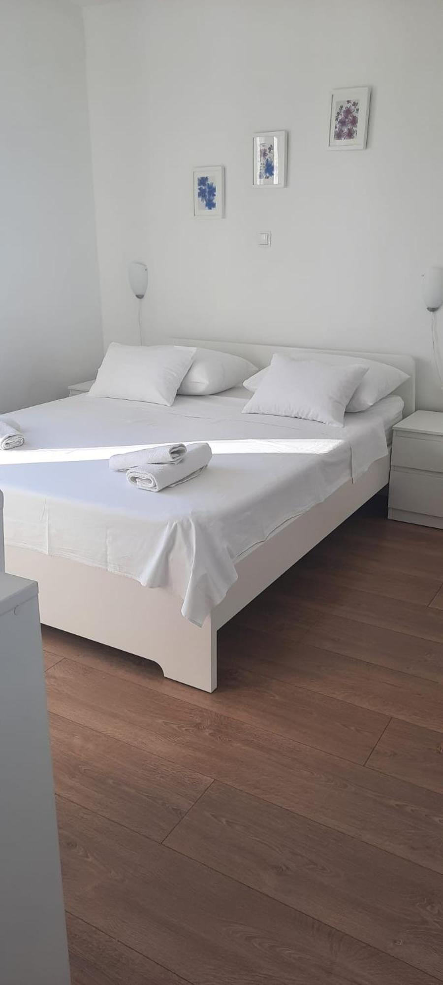 Beach Apartment Kate With Sea View, Balcony And Parking, Murter, Dalmatia Екстер'єр фото