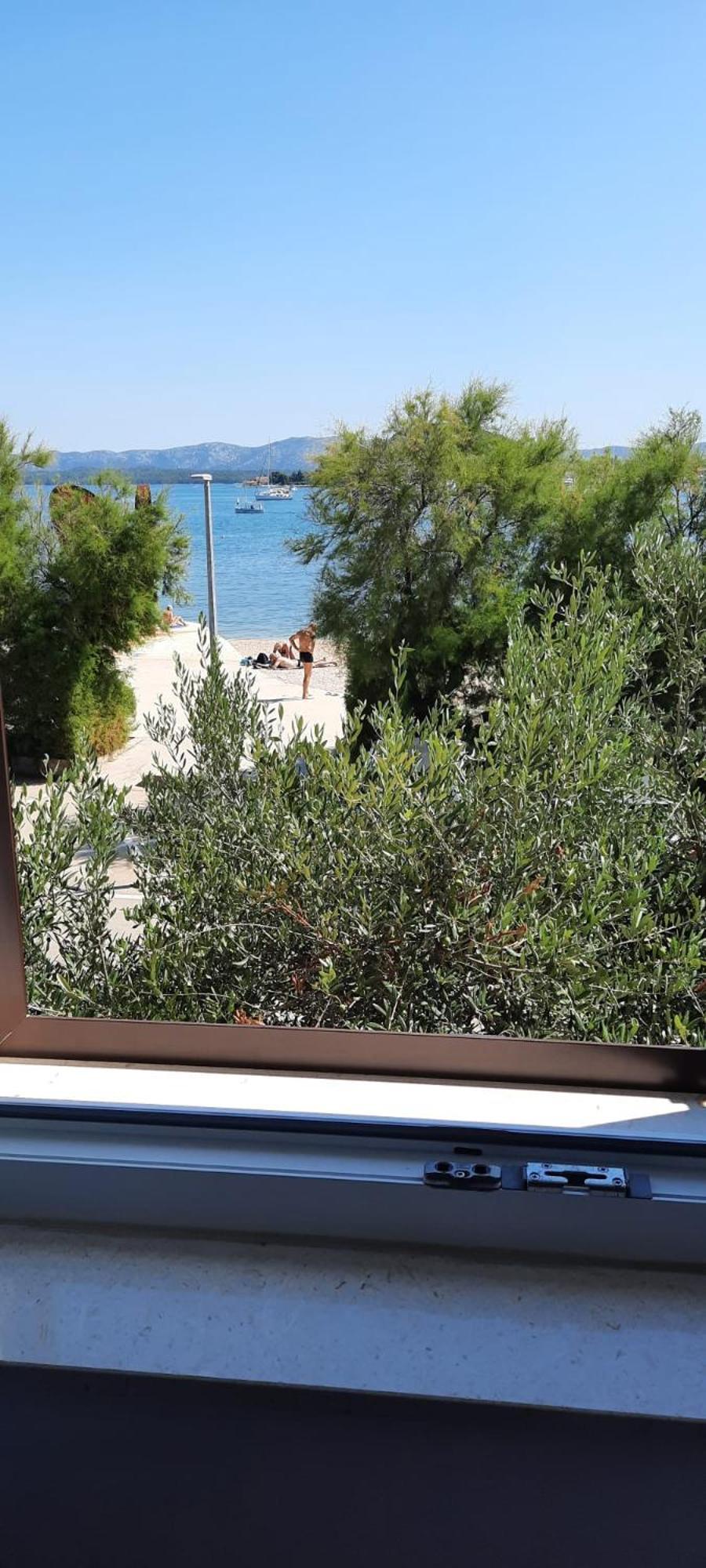 Beach Apartment Kate With Sea View, Balcony And Parking, Murter, Dalmatia Екстер'єр фото